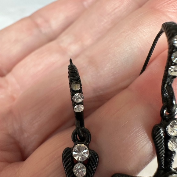 Two pair of black and crystal earrings cross and dangle - Picture 6 of 6